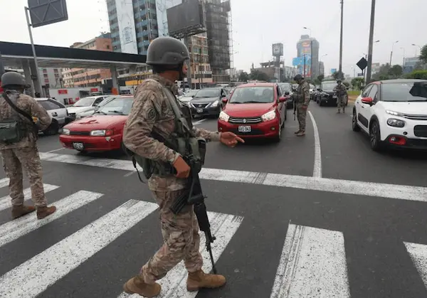 ¿Qué dice la Constitución del Perú sobre el estado de emergencia?