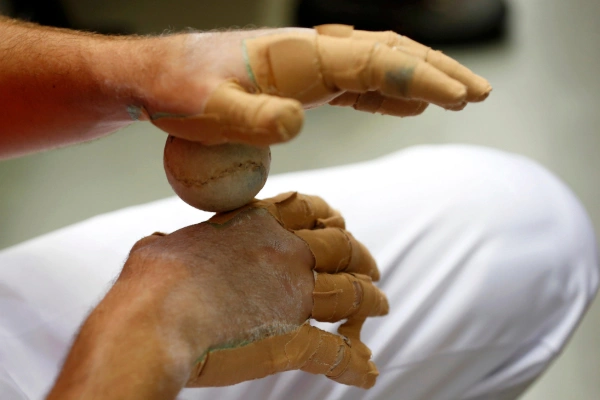 ¿Cómo se juega a la pelota vasca?
