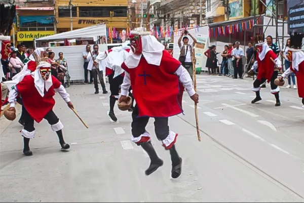 ¿Cuáles son las características de la Danza Huanca?