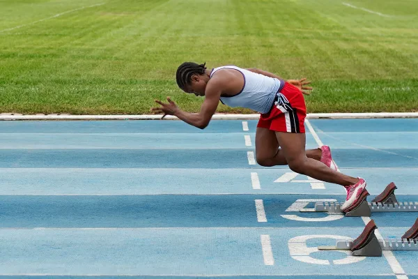 ¿Cuáles son los principales tipos de atletismo?