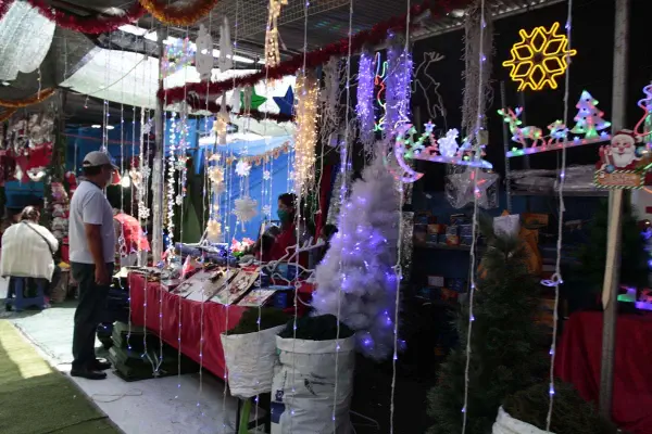 ¿Qué productos se venden en las ferias navideñas de Lima?